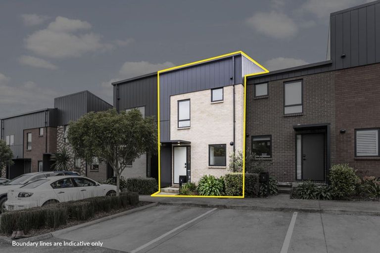 Photo of property in 14 Rara Lane, Manukau, Auckland, 2104