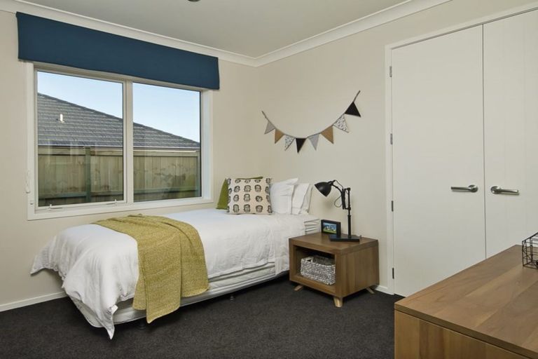 Photo of property in 2b Masters Road, Waiuku, 2681