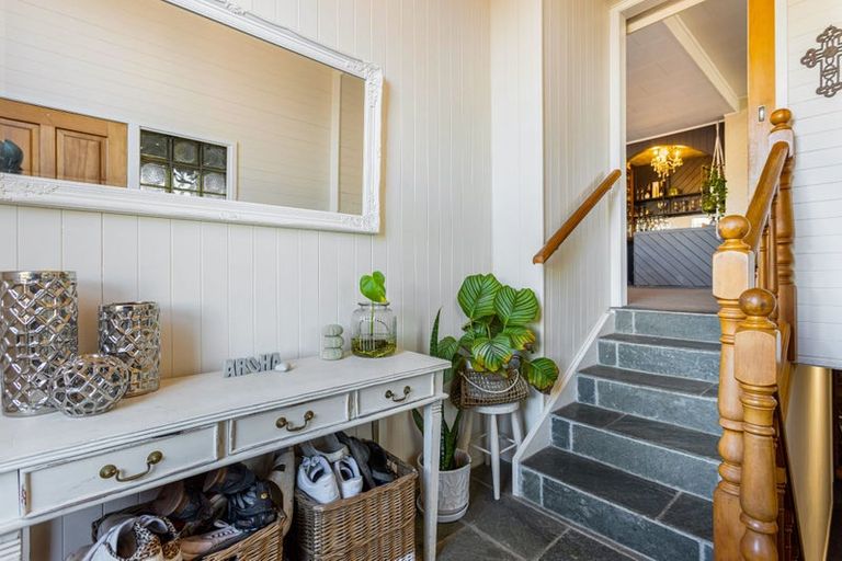 Photo of property in 24 Granville Drive, Massey, Auckland, 0614