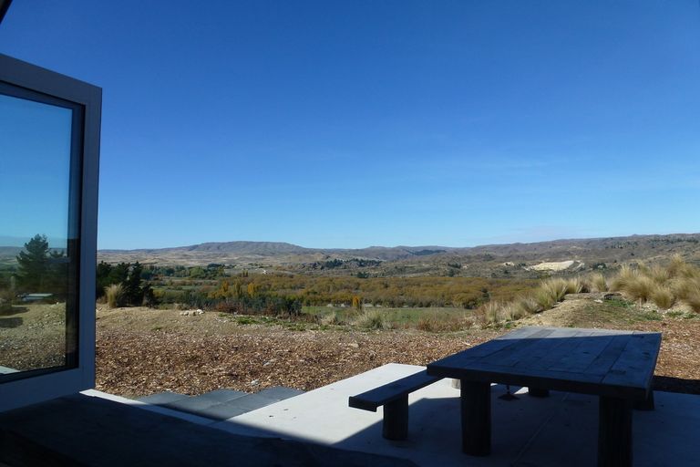 Photo of property in 46 Letts Gully Road, Letts Gully, Alexandra, 9393