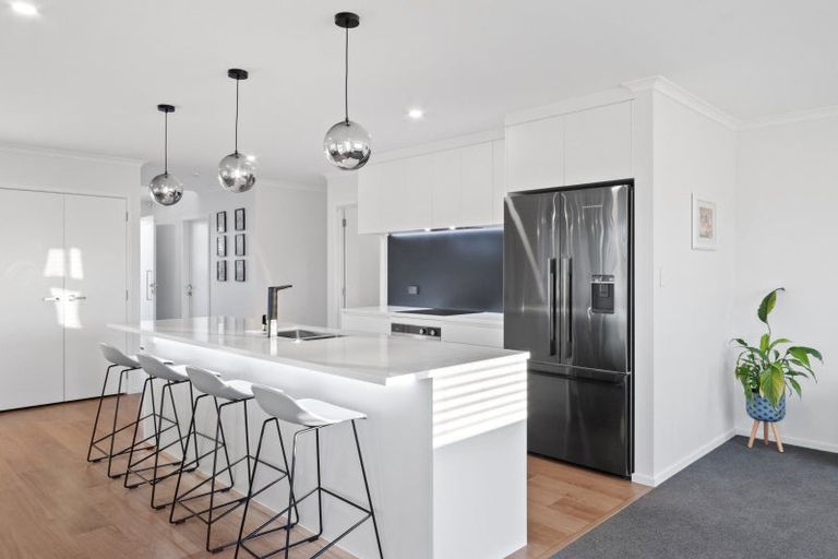 Photo of property in 15 Catherine Mclean Road, Pukekohe, 2120