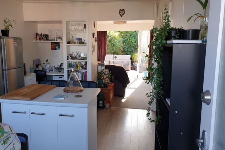 Photo of property in 2/208 Fourteenth Avenue, Tauranga South, Tauranga, 3112