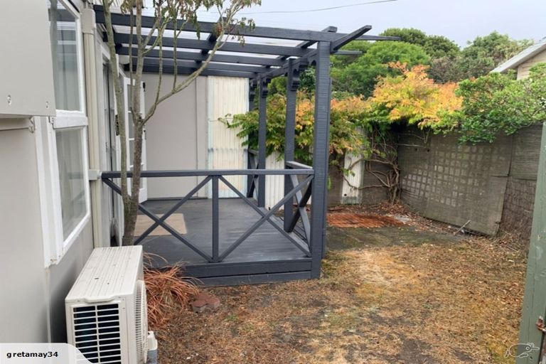 Photo of property in 294 Keyes Road, New Brighton, Christchurch, 8083