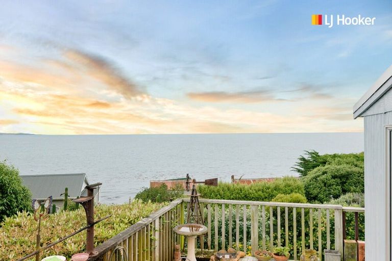 Photo of property in 156 Shag Point Road, Shag Point, Palmerston, 9482