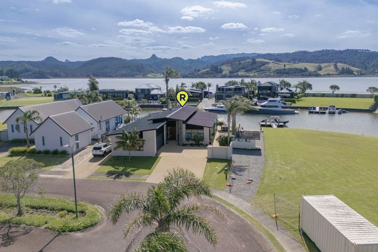 Photo of property in 123 Motu Hei, Pauanui, Hikuai, 3579