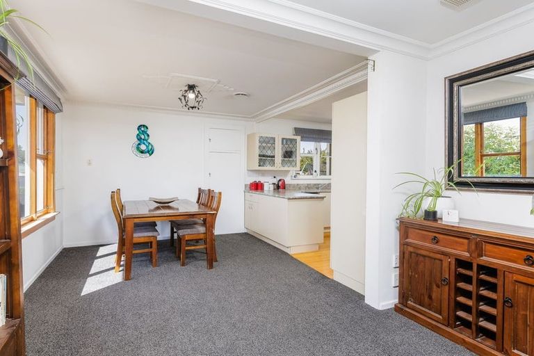 Photo of property in 35 Rhodes Street, Waimate, 7924