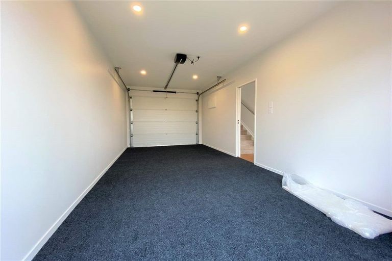 Photo of property in 14 Possum Lane, Hobsonville, Auckland, 0616