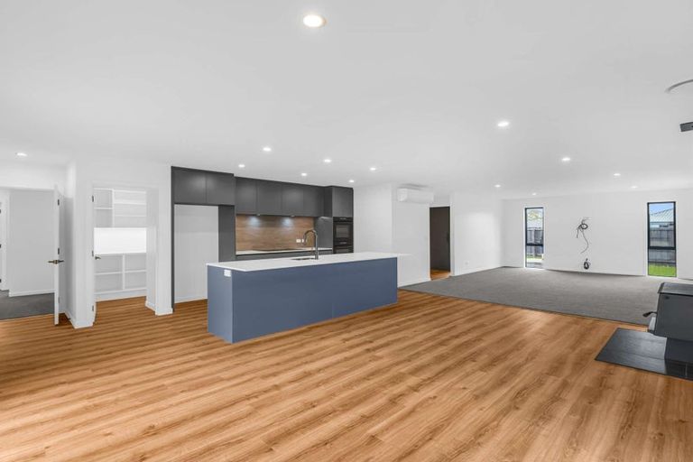 Photo of property in 1 Roach Lane, Amberley, 7481