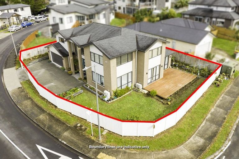 Photo of property in 24 Mettam Drive, Swanson, Auckland, 0614