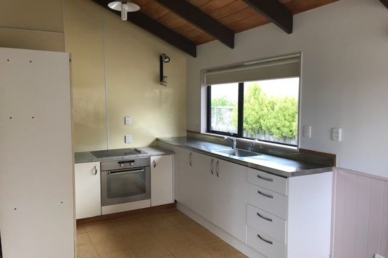 Photo of property in 1/33 Hector Street, Seatoun, Wellington, 6022