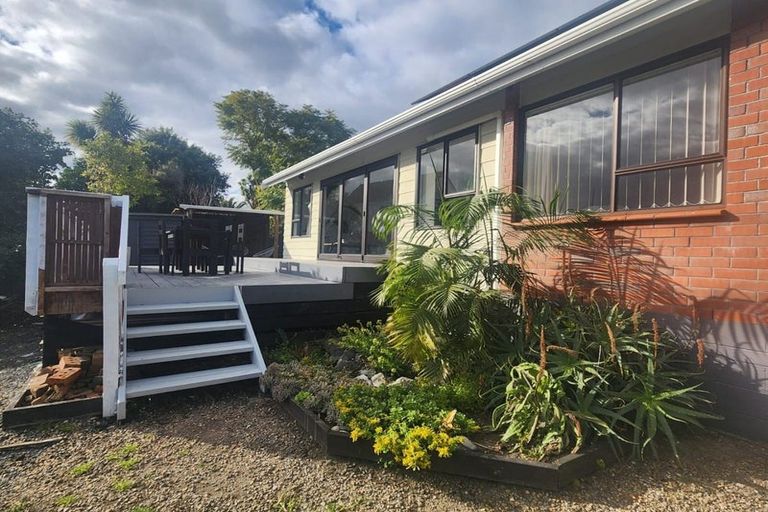 Photo of property in 11 Lorelei Place, Opaheke, Papakura, 2113