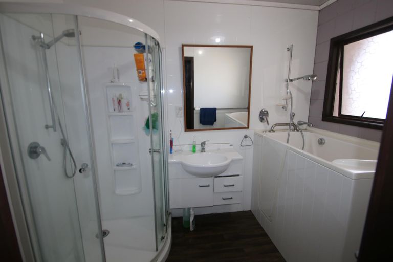 Photo of property in 41 Fairburn Road, Kaitaia, 0482