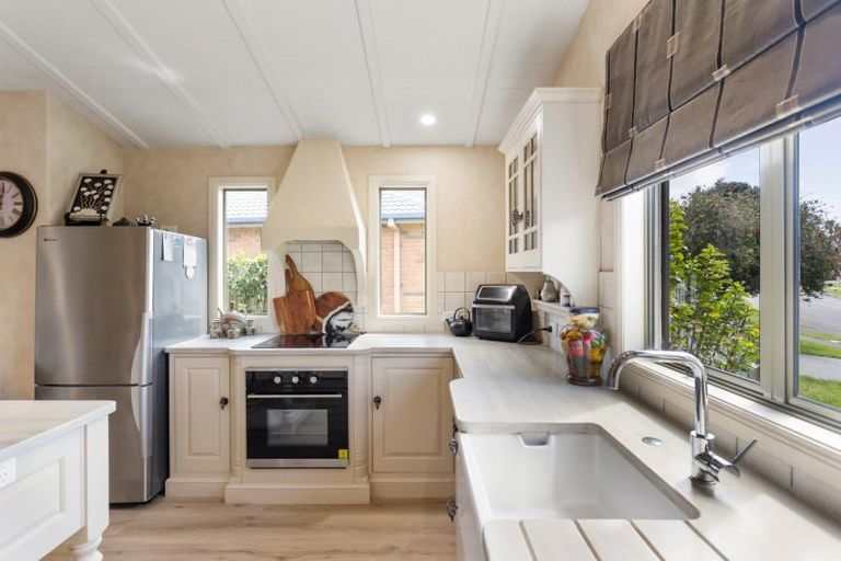 Photo of property in 31 Santa Barbara Drive, Papamoa Beach, Papamoa, 3118