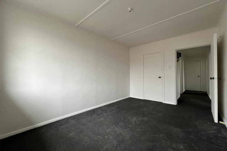 Photo of property in 1034 High Street, Avalon, Lower Hutt, 5011