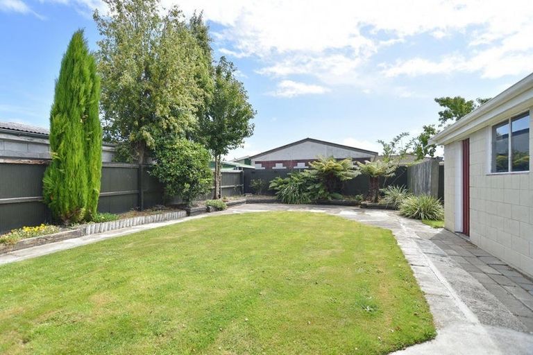 Photo of property in 17 Barrowclough Street, Hoon Hay, Christchurch, 8025