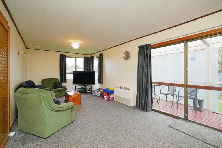 Photo of property in 25 Mauchline Street, Wallacetown, 9816