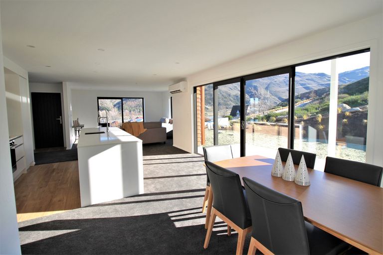 Photo of property in 5 Naylor Street, Waimate, 7924