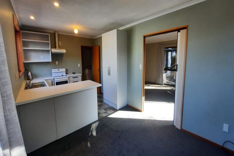 Photo of property in 2/89 Aorangi Road, Bryndwr, Christchurch, 8053