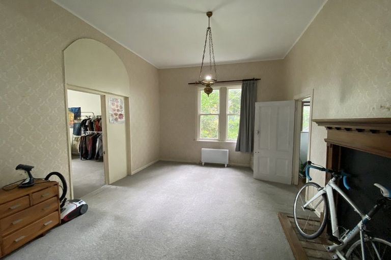 Photo of property in 74 Fairlie Terrace, Kelburn, Wellington, 6021