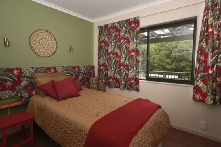 Photo of property in 16 Reotahi Road, Whangarei Heads, Whangarei, 0174