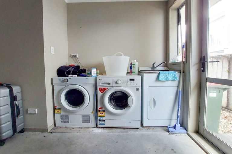 Photo of property in 2/3 Edgecumbe Street, Whitiora, Hamilton, 3200