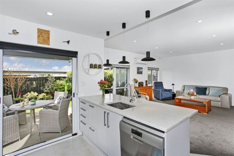 Photo of property in 76a Wellington Street, Pukekohe, 2120