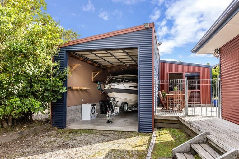 Photo of property in 16 Hoani Place, Kuratau, Turangi, 3381