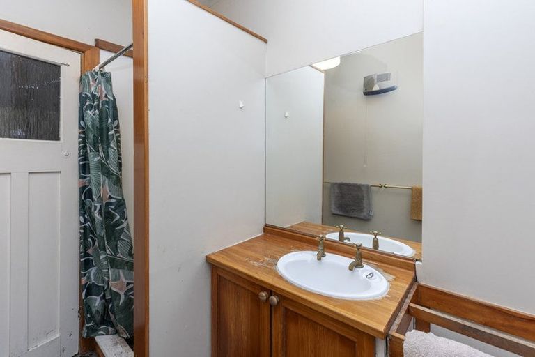 Photo of property in 13 Roosevelt Avenue, St Albans, Christchurch, 8014