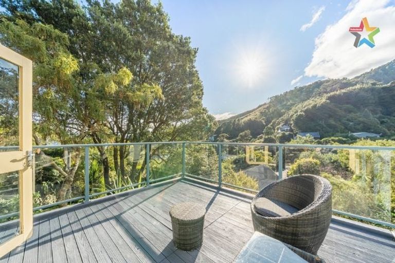 Photo of property in 12 Korimako Road, Days Bay, Lower Hutt, 5013