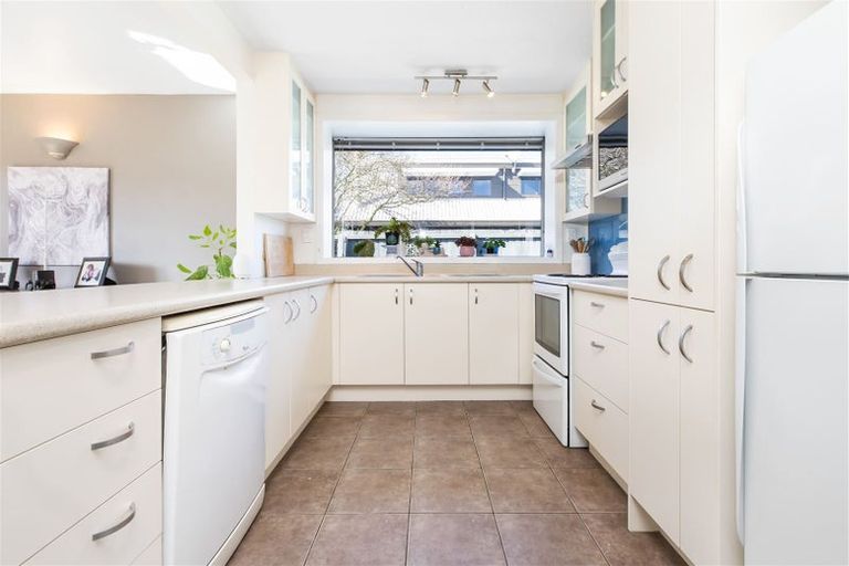 Photo of property in 5 Sayers Crescent, Ilam, Christchurch, 8041