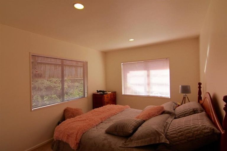 Photo of property in 1/9 Kells Place, Botany Downs, Auckland, 2010