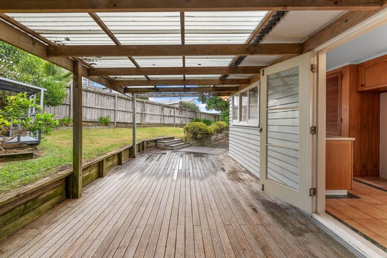 Photo of property in 2/30 Gibraltar Street, Howick, Auckland, 2014