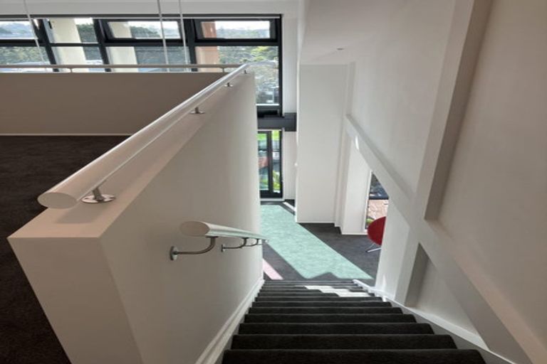 Photo of property in 1f/30 Westward Ho, Glen Eden, Auckland, 0602