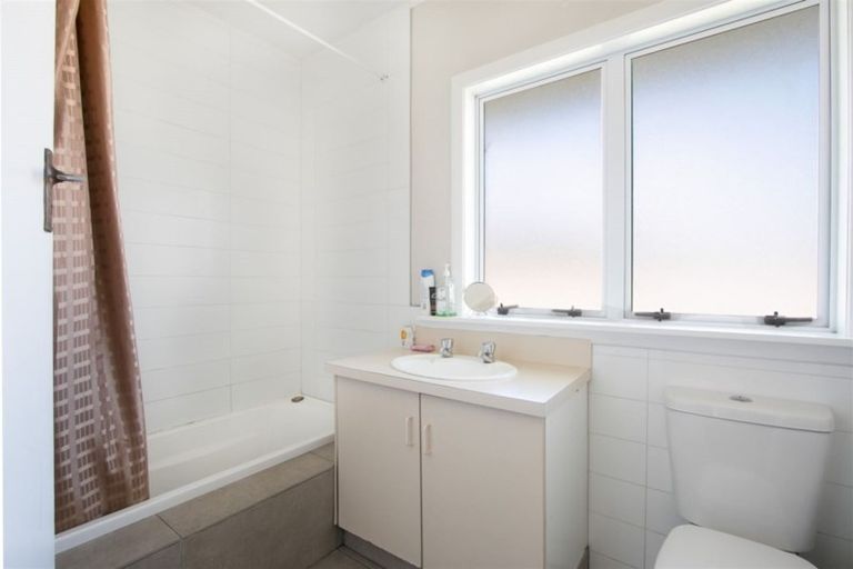 Photo of property in 24 Clive Road, Katikati, 3129