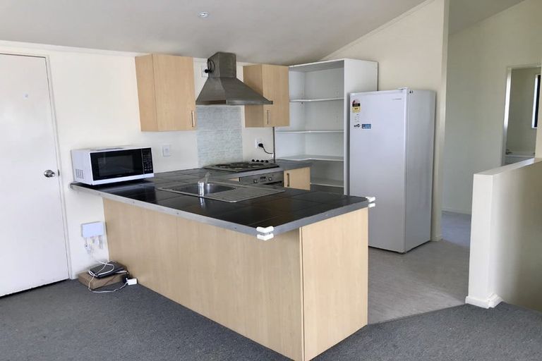 Photo of property in 32 Morere Street, Titahi Bay, Porirua, 5022