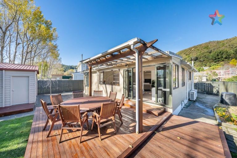 Photo of property in 7 Prouse Crescent, Naenae, Lower Hutt, 5011