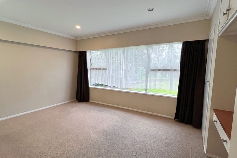 Photo of property in 2 The Boulevard, Sunnyhills, Auckland, 2010