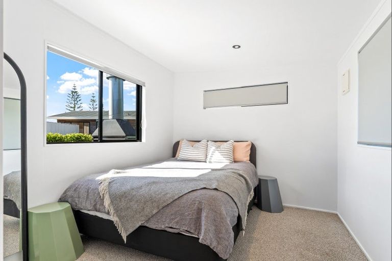 Photo of property in 34 Omaha Drive, Omaha, 0986