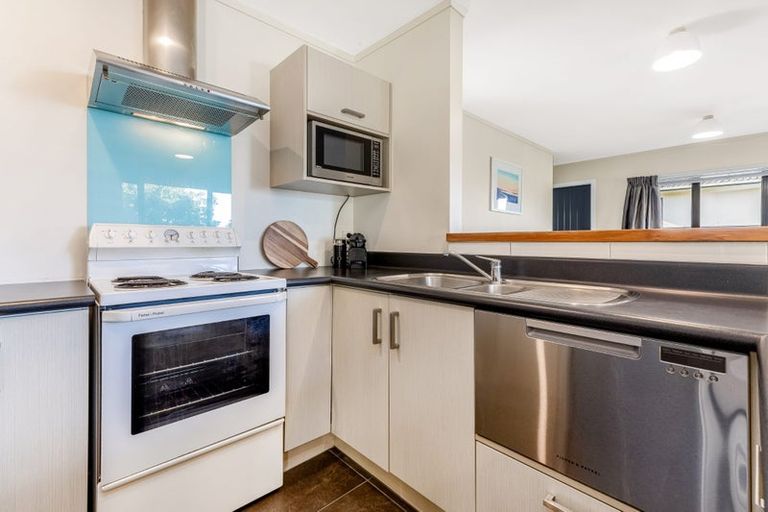 Photo of property in 18a Bowes Crescent, Strathmore Park, Wellington, 6022