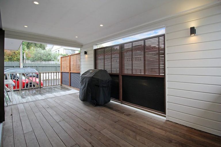 Photo of property in 2/30 Corunna Road, Milford, Auckland, 0620