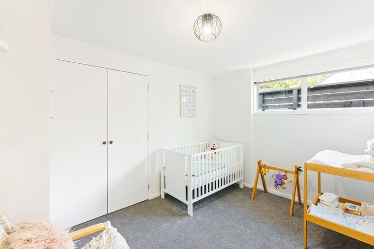 Photo of property in 30 Ruru Street, Waikanae, 5036