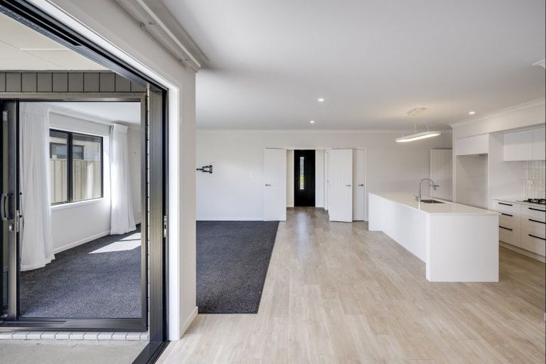 Photo of property in 7 Monowai Street, Poraiti, Napier, 4112