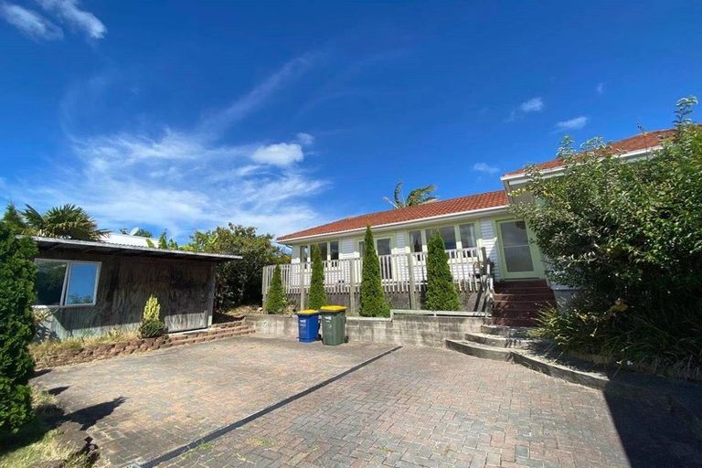 Photo of property in 10 Wairere Road, Torbay, Auckland, 0630
