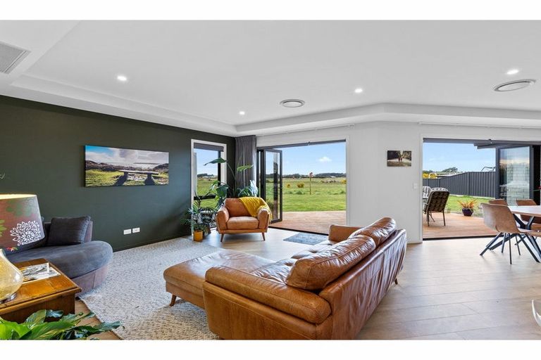 Photo of property in 32 Lindsay Way, Grasmere, Invercargill, 9810