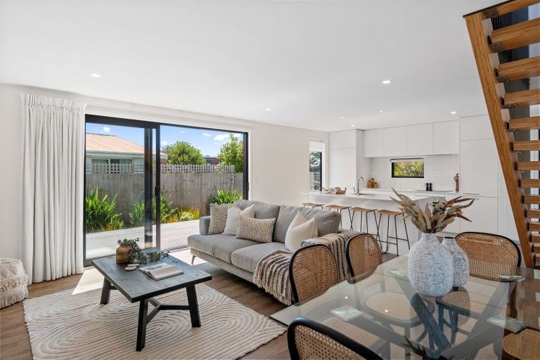 Photo of property in 1/45 Division Street, Riccarton, Christchurch, 8041