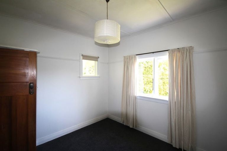 Photo of property in 43 Bath Street, Brighton, Dunedin, 9035