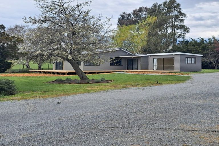 Photo of property in 51 Allan Street, Waiwera South, Clinton, 9584