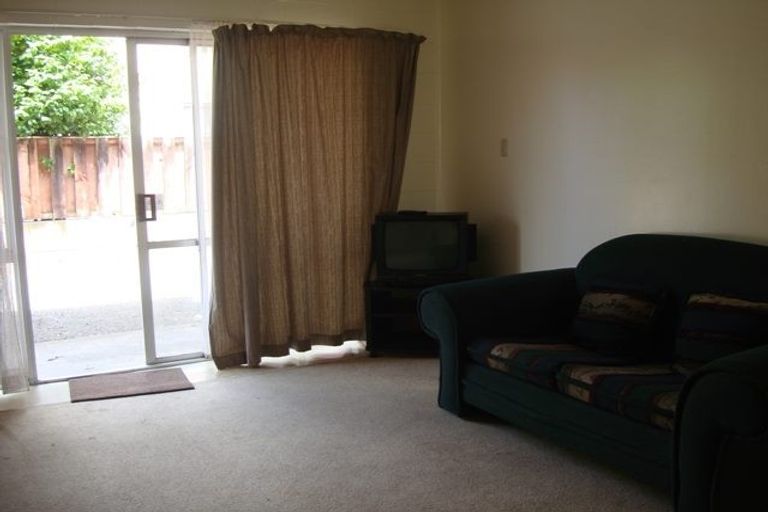 Photo of property in 2/36 Hogan Street, Hamilton East, Hamilton, 3216