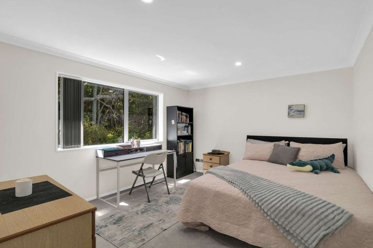 Photo of property in 114b Everglade Drive, Totara Heights, Auckland, 2105