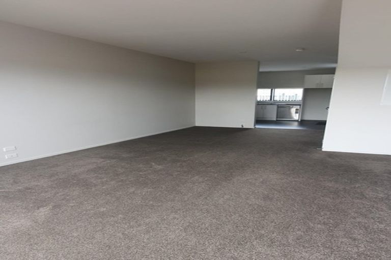 Photo of property in 9 Walsh Road, Papakura, 2110